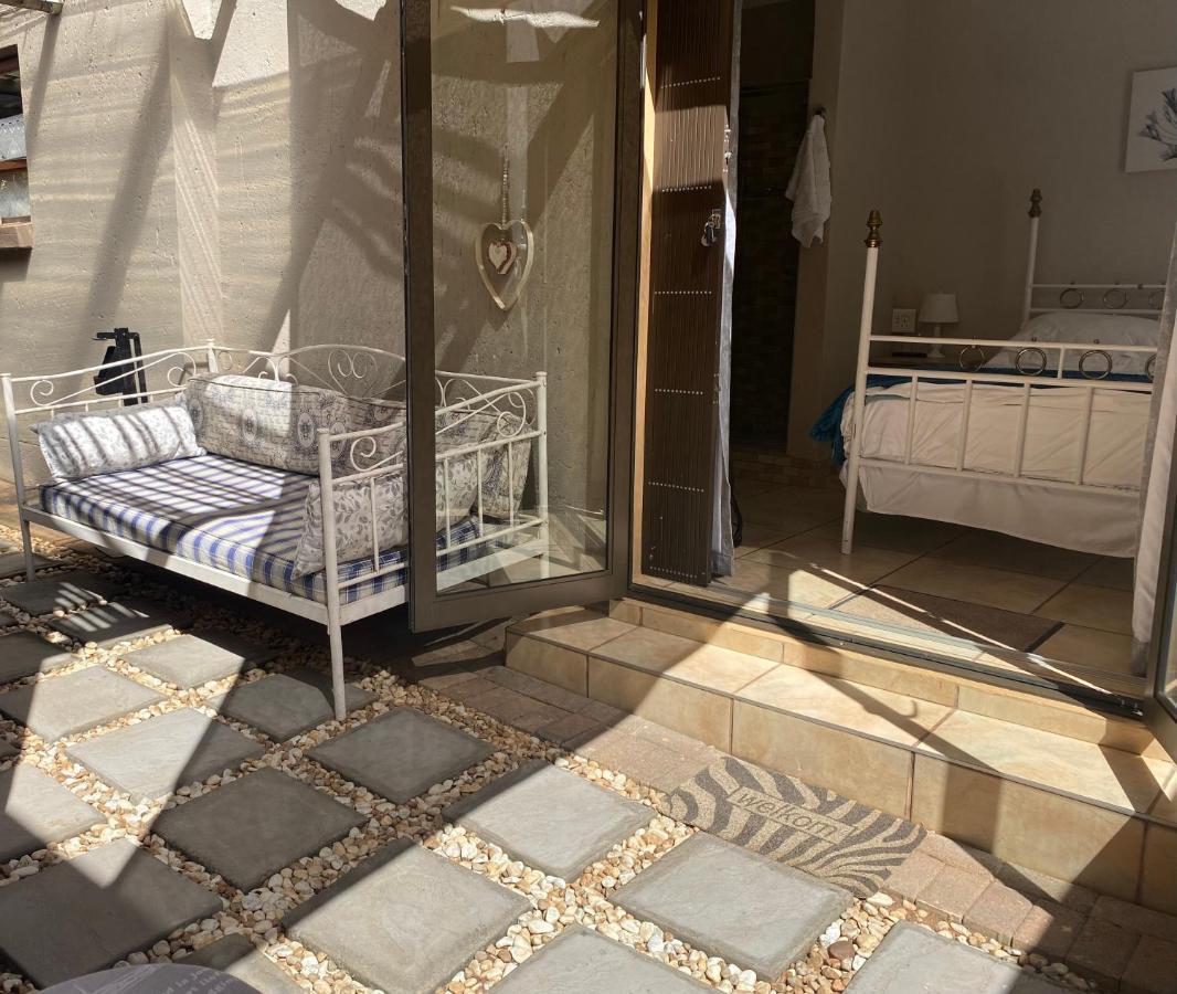 Favour Hotell Pretoria-Noord Eksteriør bilde